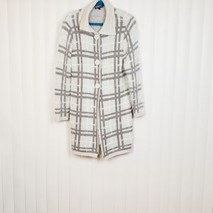 BETTY BETTY Italian Wool Alpaca Long Sleeve Fuzzy Cream Cardigan Size Medium